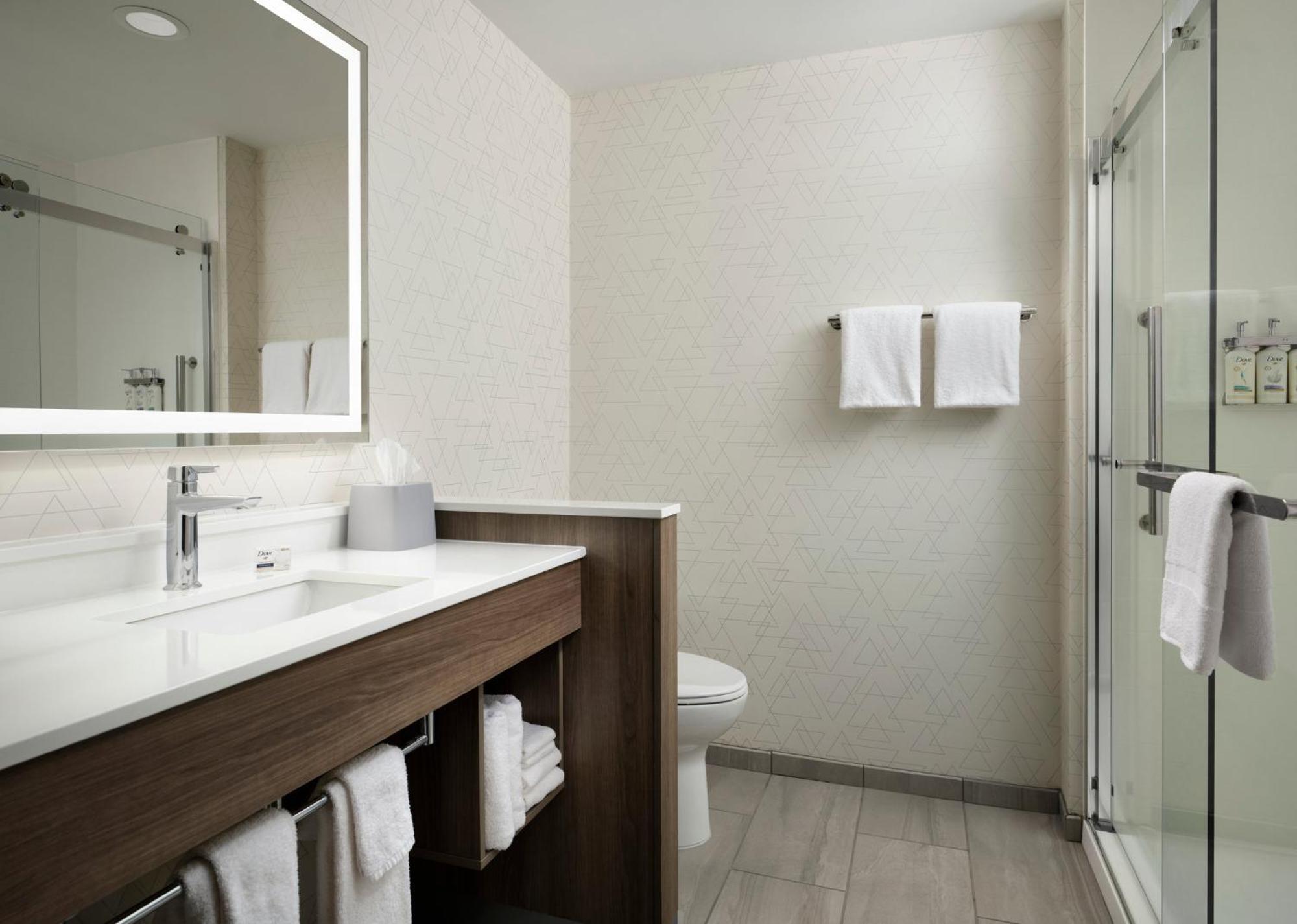 Holiday Inn Express & Suites Lima By Ihg エクステリア 写真